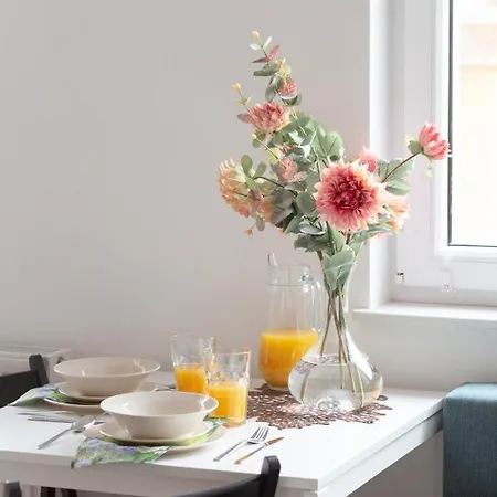 Appartamento Ochota Siemieńskiego By Renters Varsavia