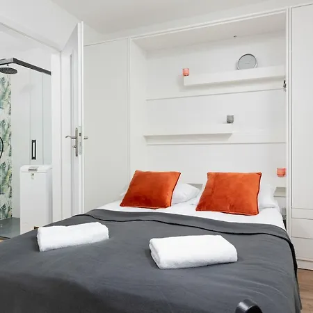 Ochota Siemienskiego By Renters *